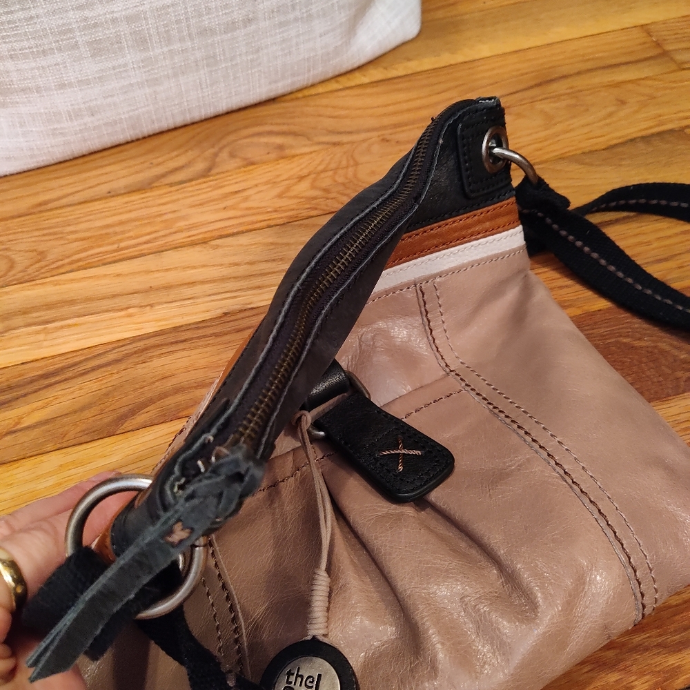 The Sak leather crossbody leather - Picture 7 of 9